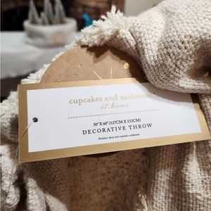 Cupcakes and Cashmere Decorative Throw.